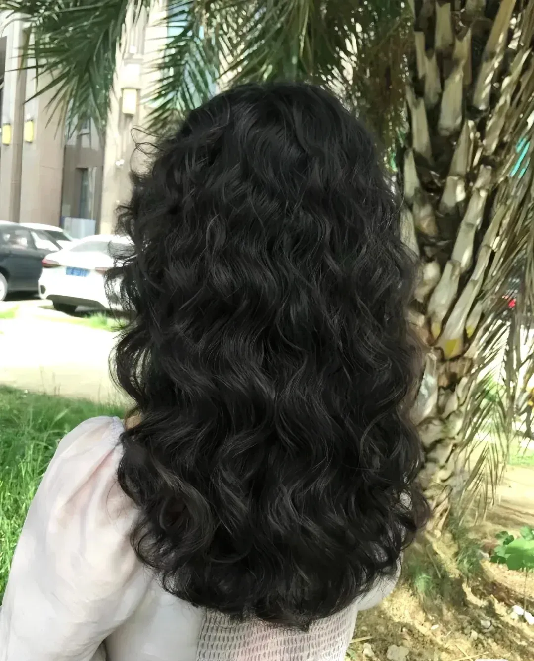满头烫什么卷发好看